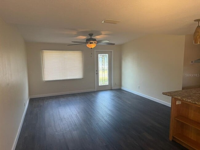 Building Photo - 11595 SE 129th Pl