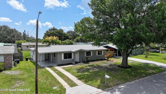 Building Photo - 4339 Plompton Dr