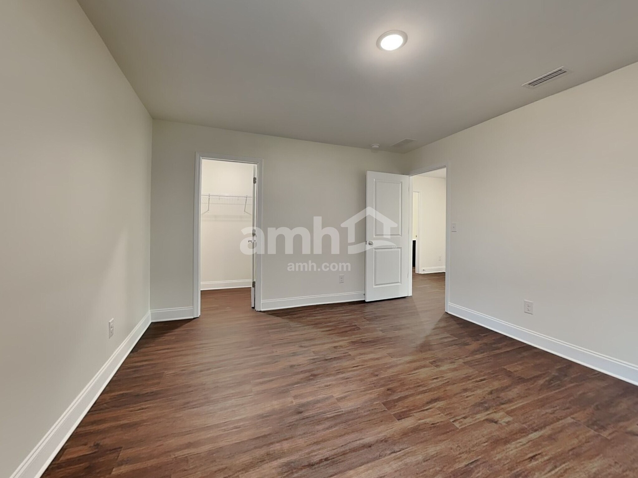 Building Photo - 12204 Golden Farm Ln