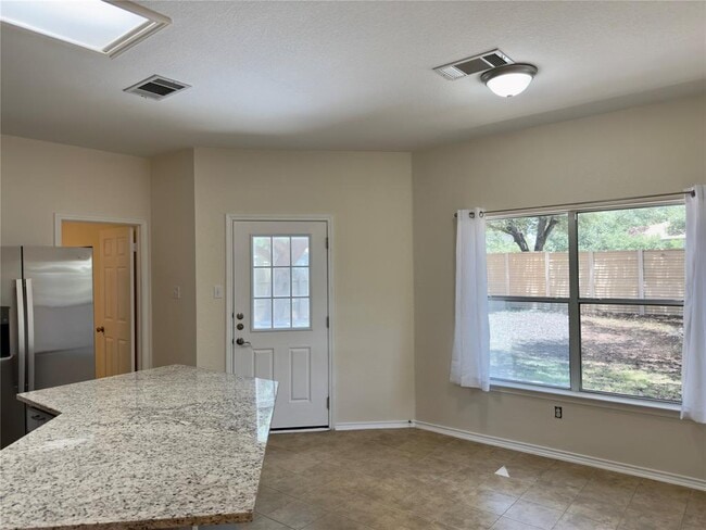Building Photo - 1206 Devil Ridge