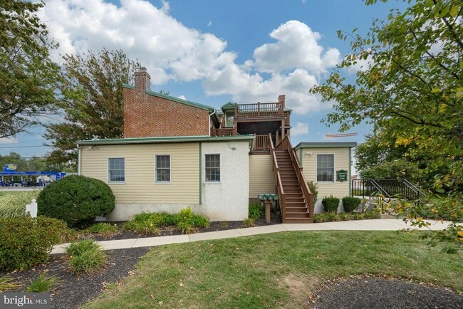 Building Photo - 397 W Ridge Pike