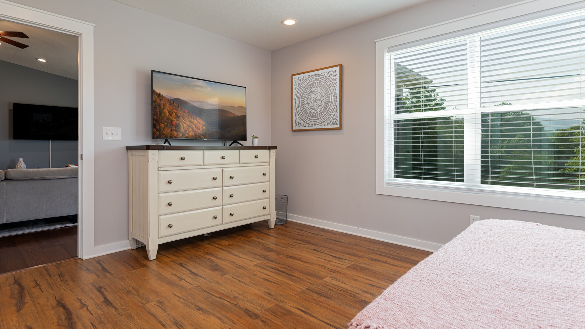 Large Smart TV In Primary - 664 Old Fort Rd