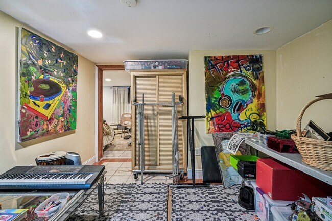 Building Photo - 38 Liberty Pl