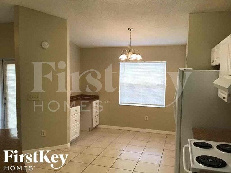 Building Photo - 4718 Westwind Dr