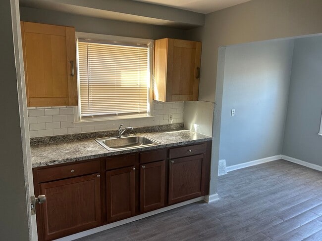 Building Photo - 2669 Electric- 3 BEDS & 2 BATH FOR RENT!