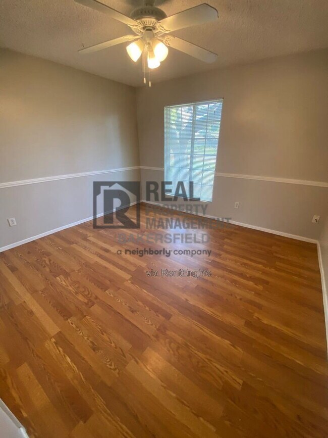 Building Photo - 7708 Okanagan Ct