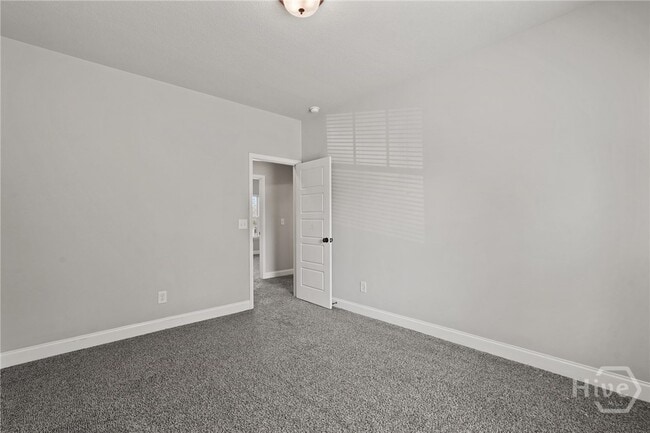 Building Photo - 504 Potter Stone Square