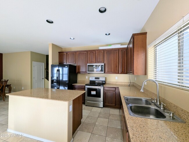 Building Photo - 6455 W Orchid Ln