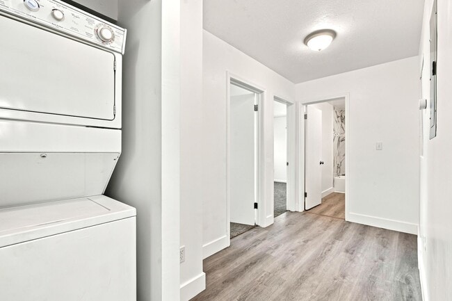 Building Photo - 5256 S 2000 W