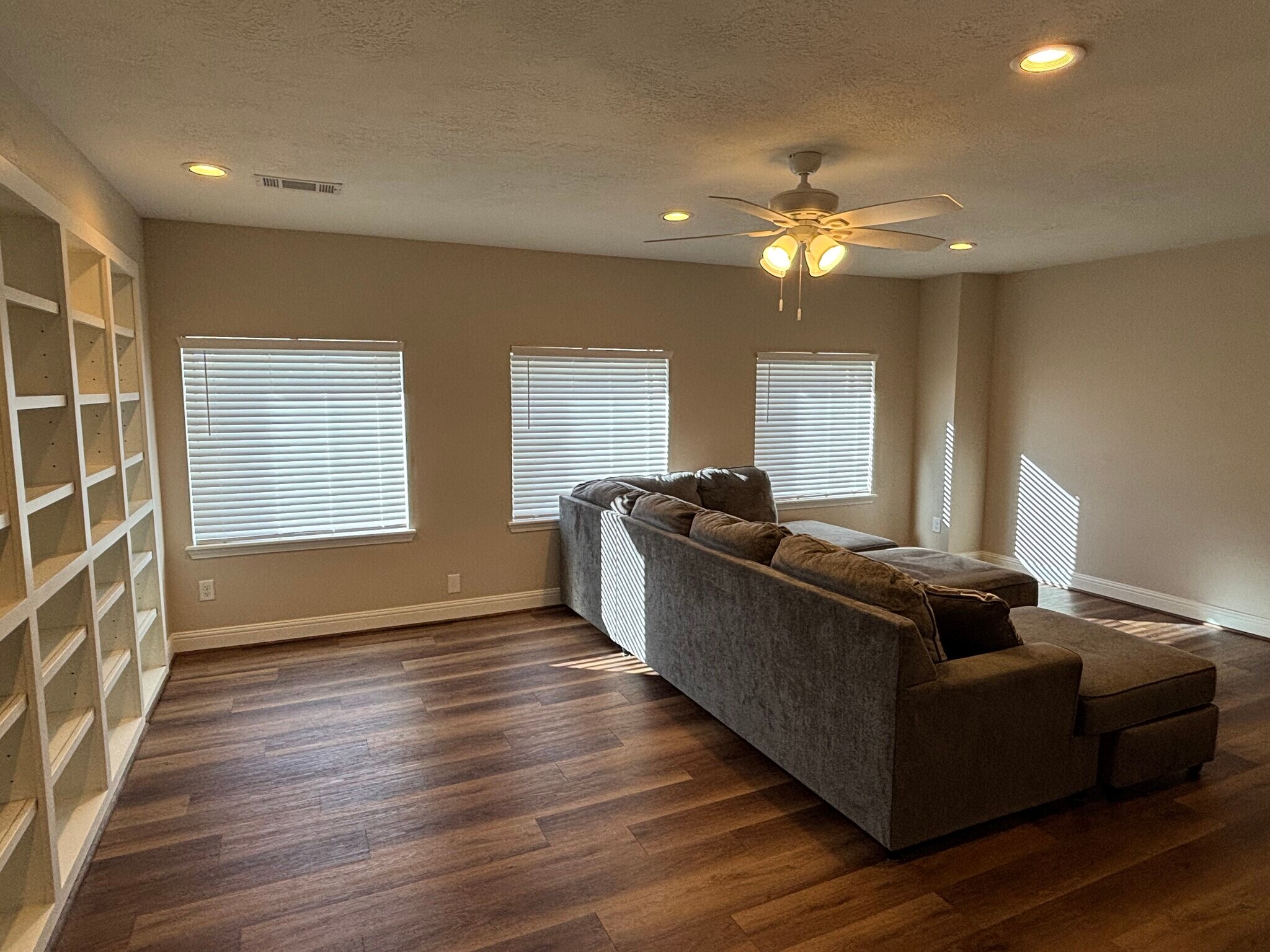 Game Room - 3505 Cedar Prairie Dr