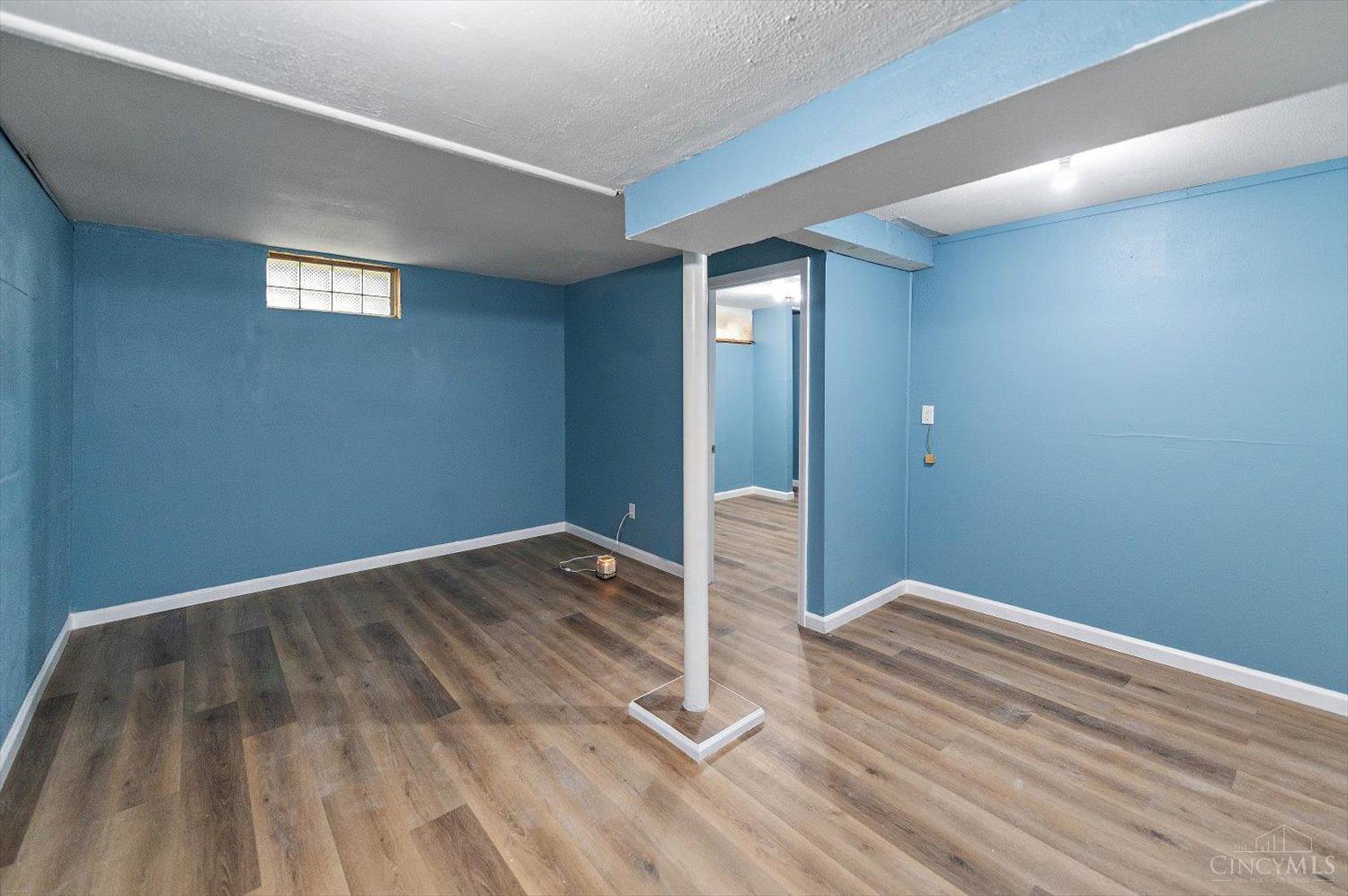 Building Photo - 740 Allen Ave