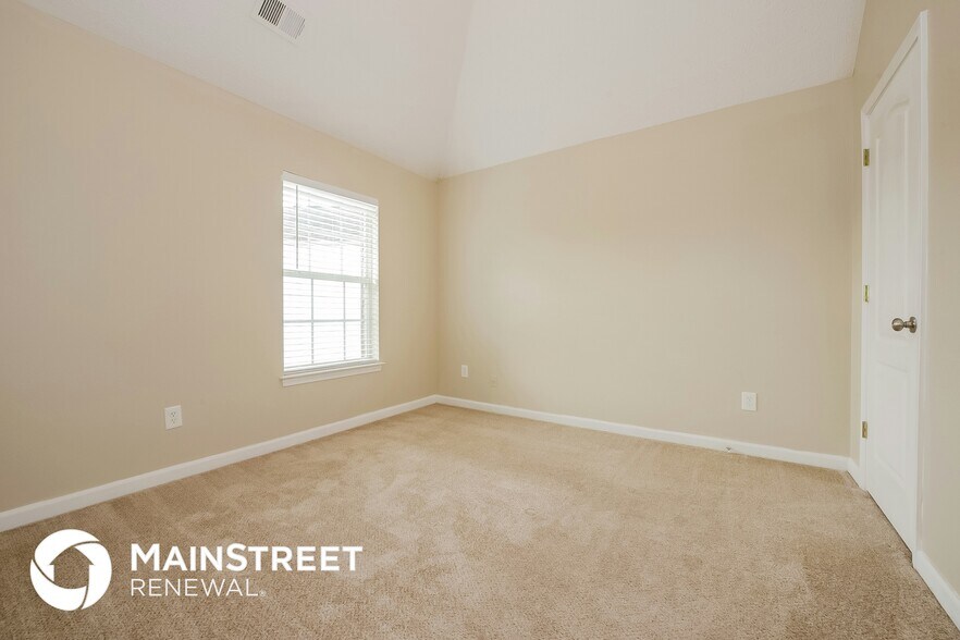 Building Photo - 2333 Brookgate Way