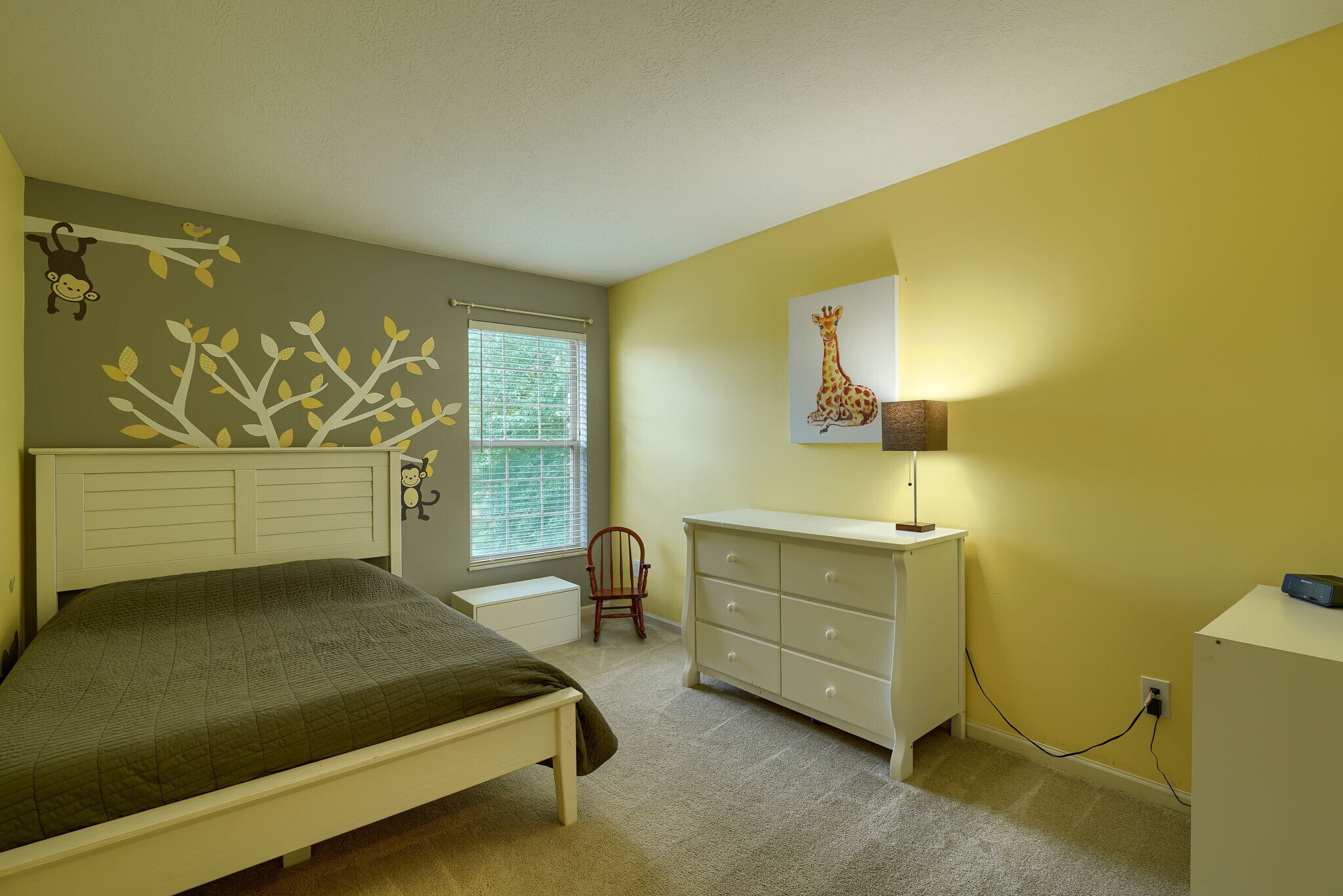 Building Photo - 6850 Fox Run Dr
