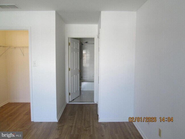 Building Photo - 5002 Baltimore Dr