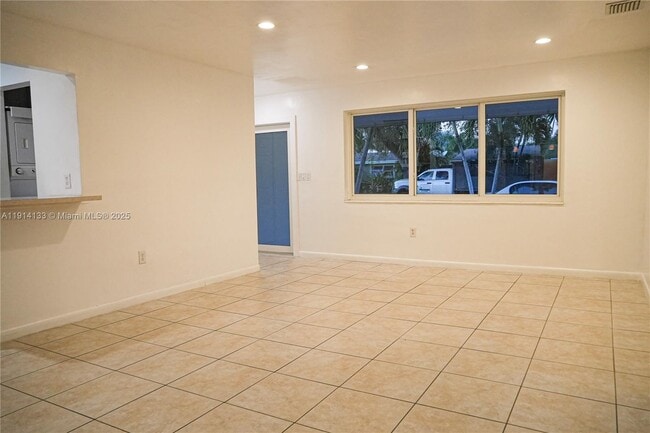 Building Photo - 7620 NW 15th St