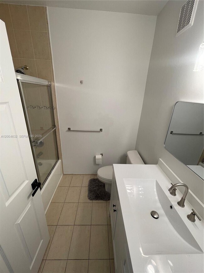 Building Photo - 8423 NW 138th Terrace