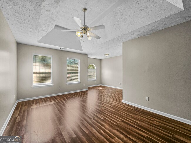 Building Photo - 80 Forest Brook Dr