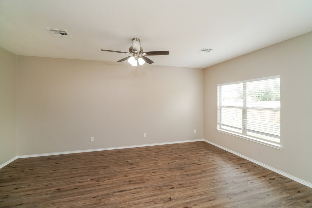 Building Photo - 357 Saddlehorn Way