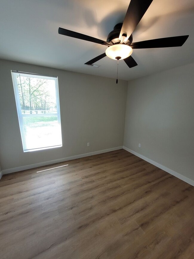 Building Photo - 4614 Alan Ln