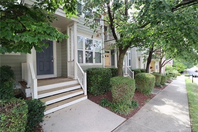 Building Photo - 416 Oak Pine Dr