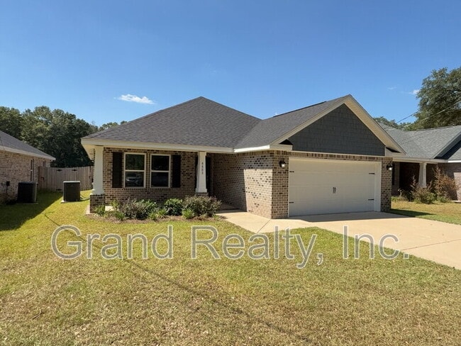 Building Photo - 4483 Watkins St