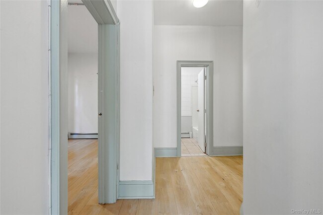 Building Photo - 203 Grand St