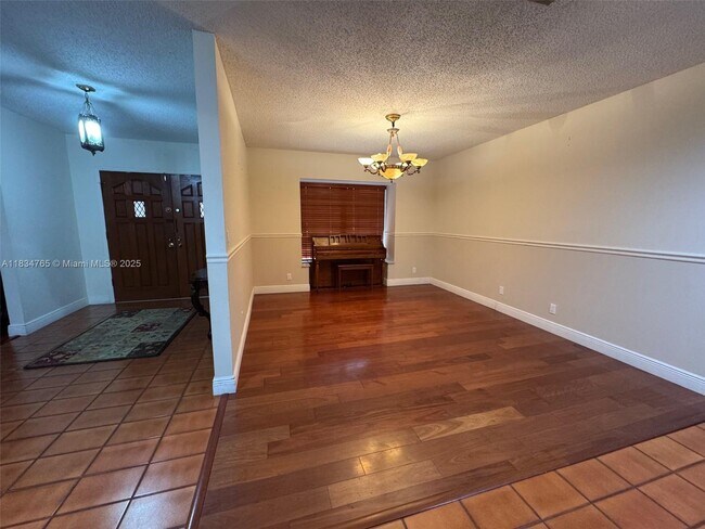 Building Photo - 13501 SW 104th Ave