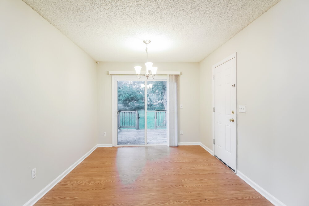 Building Photo - 8442 Finwood Ave