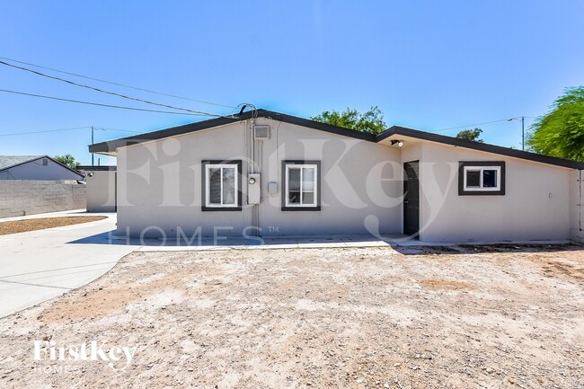 Building Photo - 1801 Canosa Ave