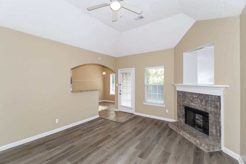 Building Photo - 1033 Cordova Ridge Pl
