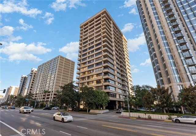 Building Photo - 10750 Wilshire Blvd