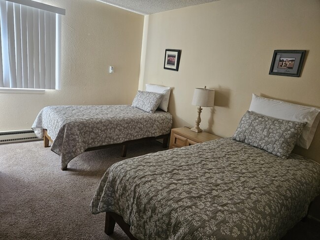 Building Photo - 25972 US-70