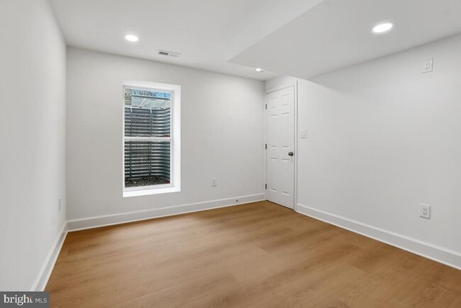 Building Photo - 8728 Old Courthouse Rd