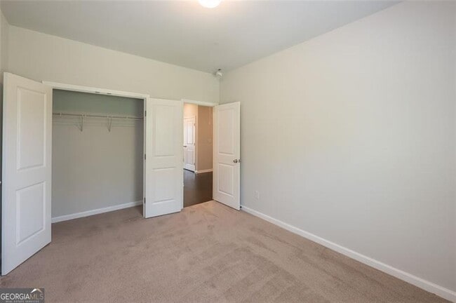 Building Photo - 2182 Talmai Dr