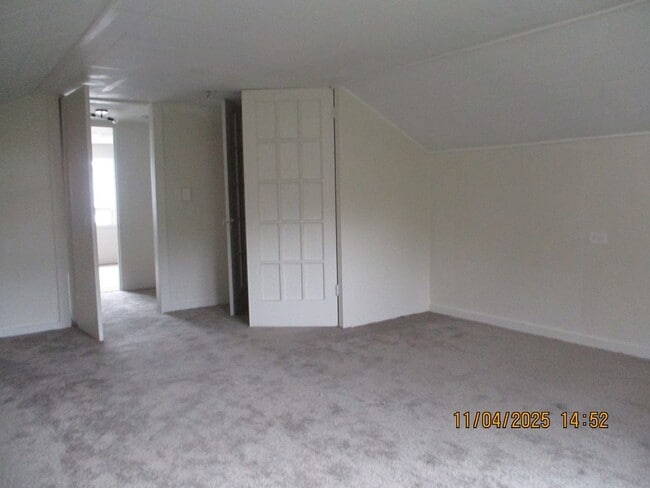 Building Photo - 2640 Queets Ave