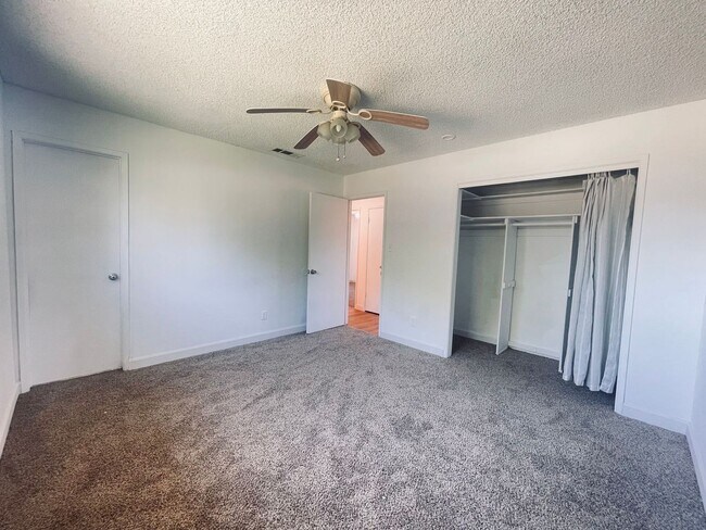 Building Photo - WELCOME TO YOUR NEXT CHAPTER IN FRESNO!