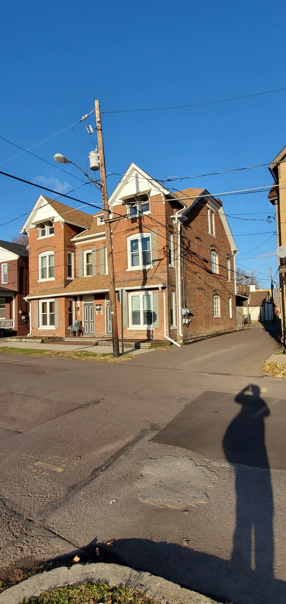 Building Photo - 527 West St