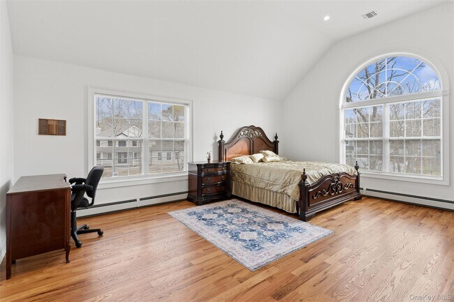 Building Photo - 16 Gateway Ct