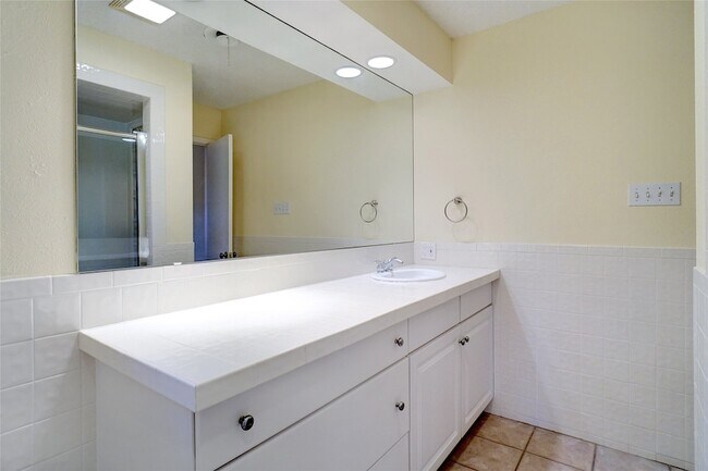 Building Photo - 6348 Juneau Rd