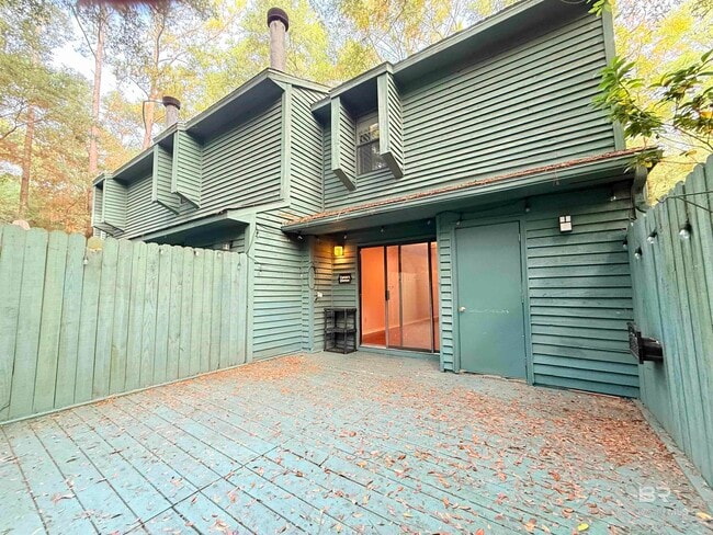 Building Photo - 36 Summer Oaks Dr