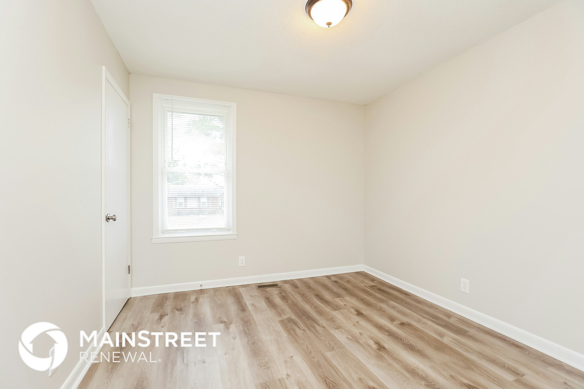 Building Photo - 410 Watts Dr