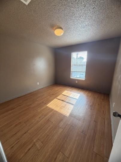 Building Photo - 139 Elm St