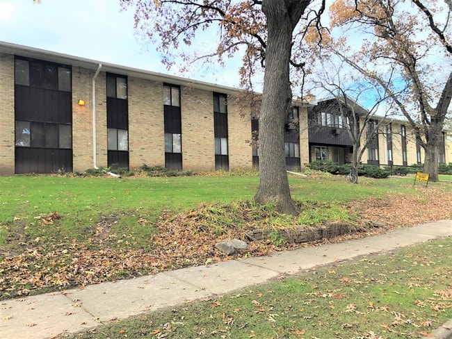 Building Photo - 2906 Ashford Ln