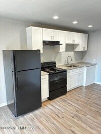 Building Photo - 2150 Inwood Terrace