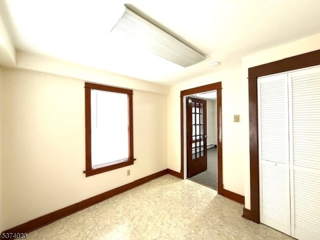 Building Photo - 165 NJ-23