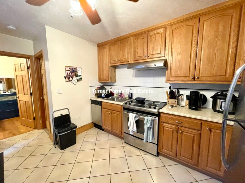 Building Photo - 5A Phillips St