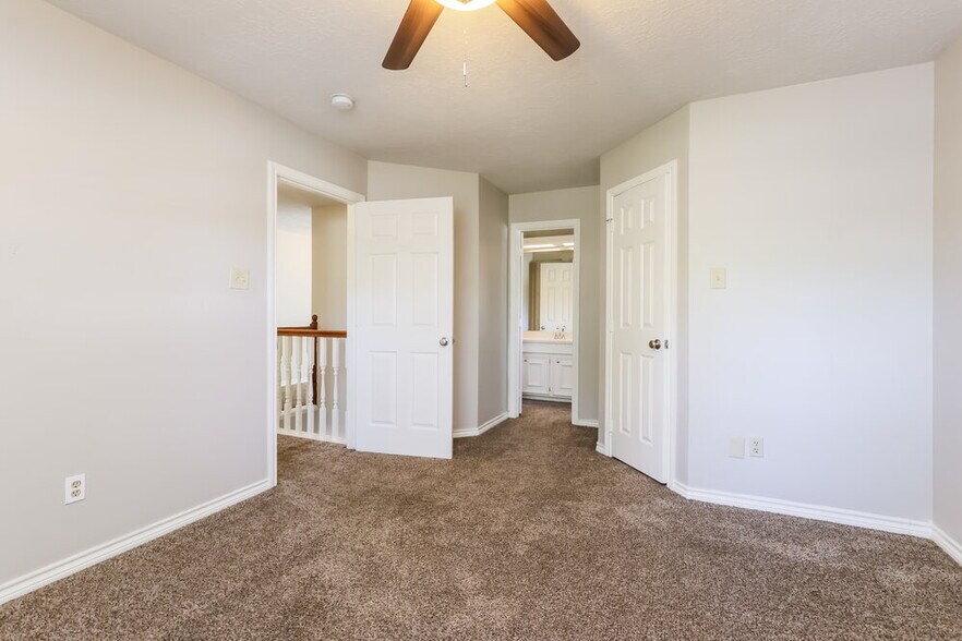 Building Photo - 3407 El James Dr