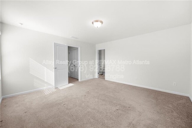 Building Photo - 6448 Mountain Home Way