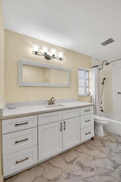 Building Photo - 324 Orange Tree Dr