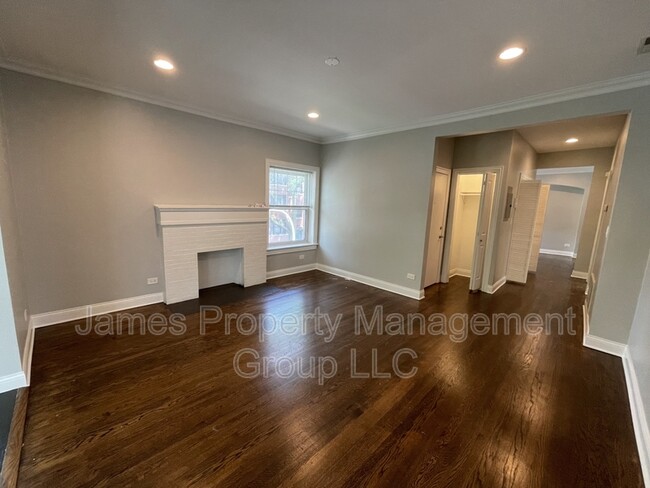 Building Photo - 5669 N Magnolia Ave